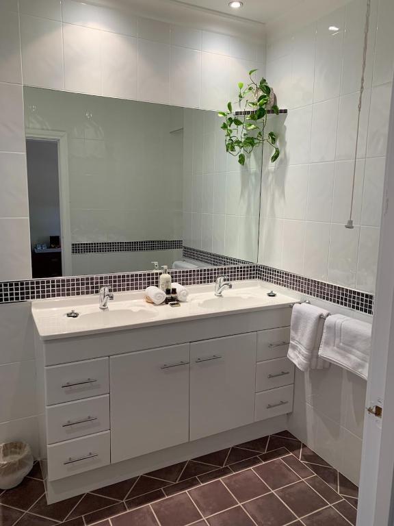 Avon Terrace Guest House photo