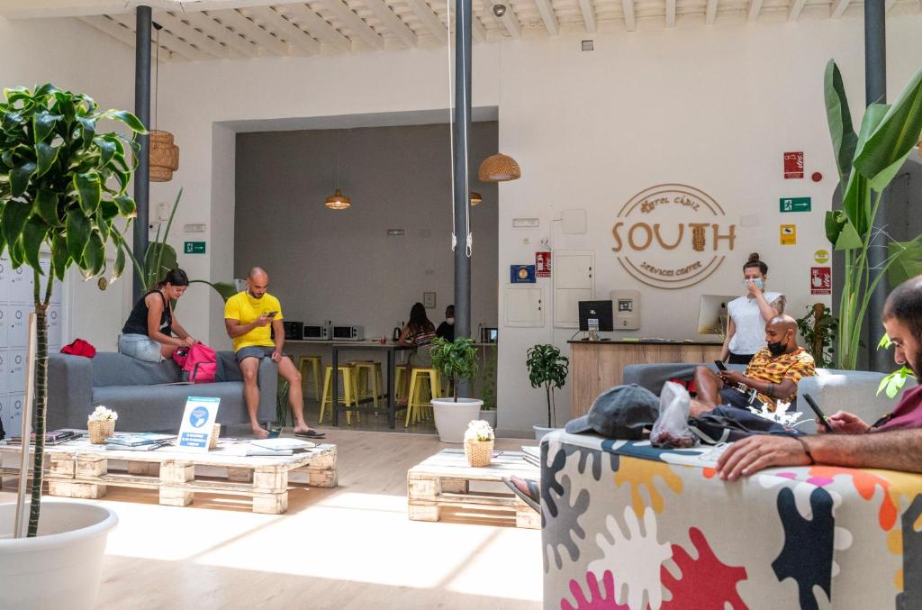 South Hostel Cadiz - Service Center photo