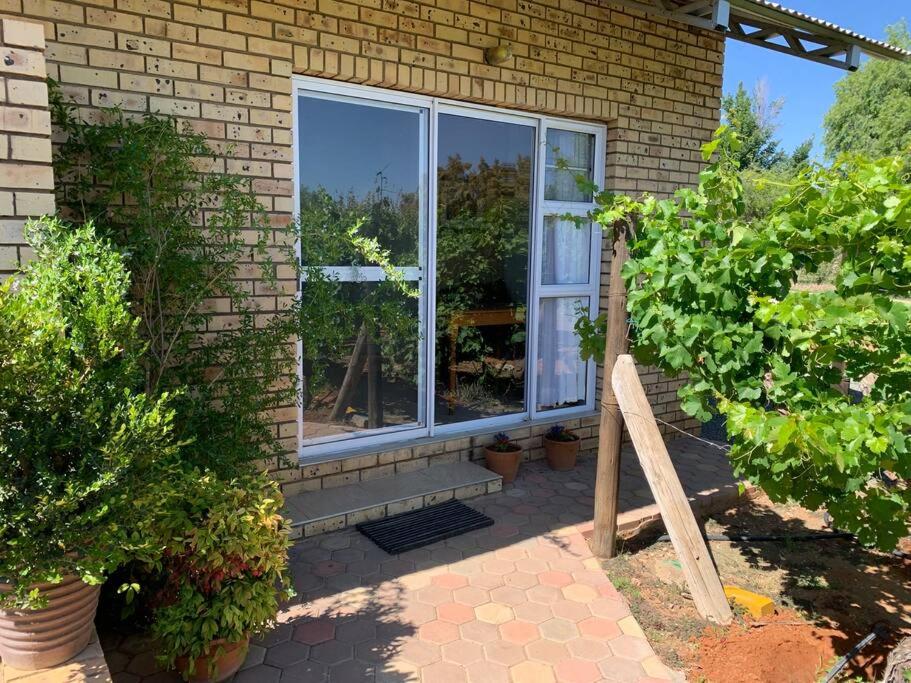Granaat Gastehuis - Orania — Hotel in Hopetown