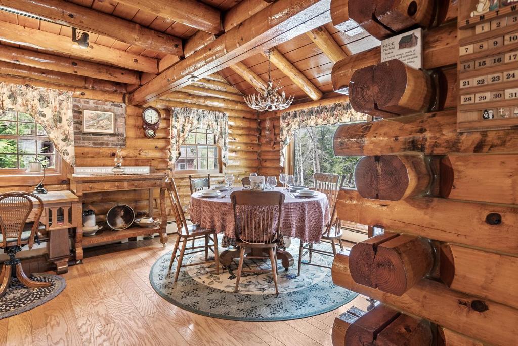 HOT TUB - Schroon River Log Home - Gore Mountain - Lake George photo