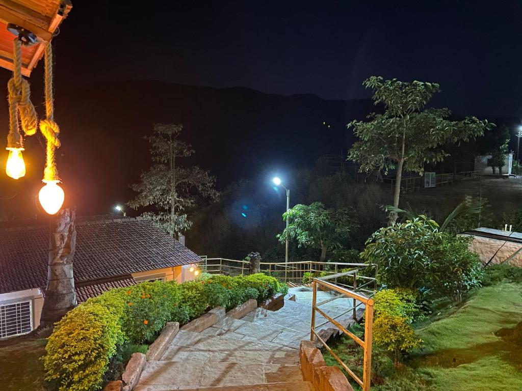Lakeview Resort Lavasa photo