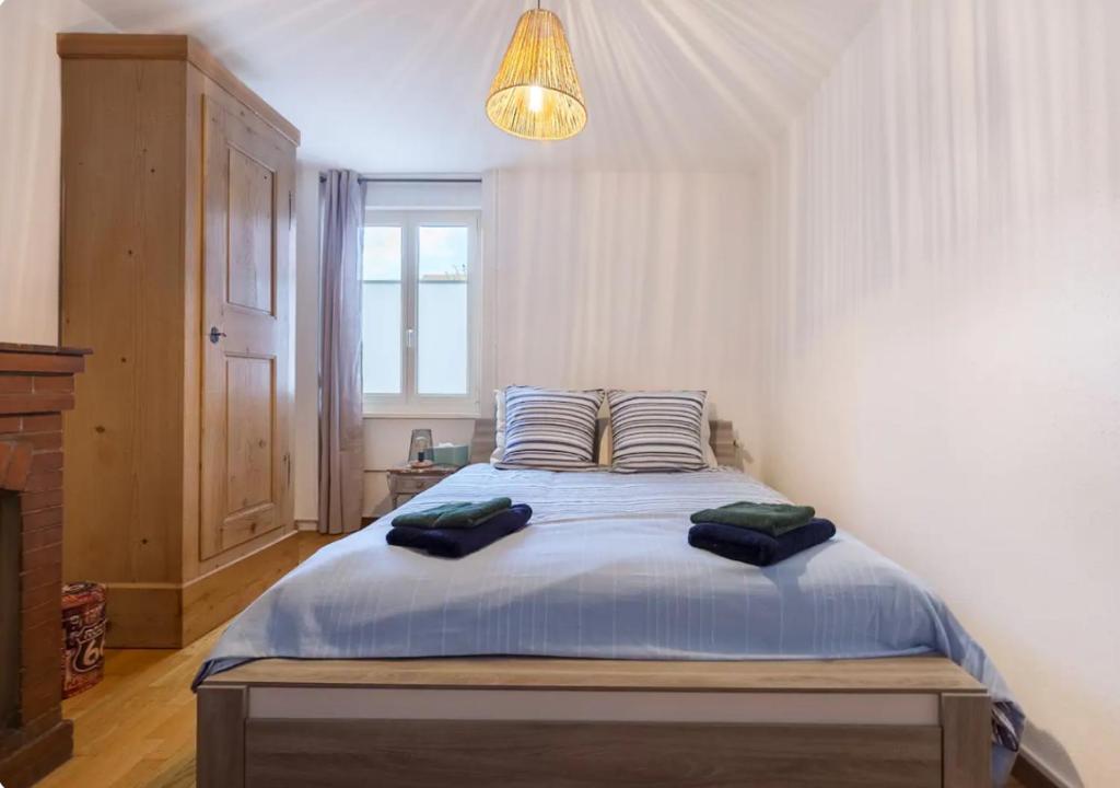 Thann Colmar - 1 chambre - 5 pers - Parking - 2
