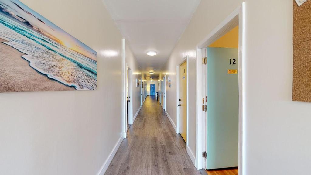 Anchor Pointe Inn photo