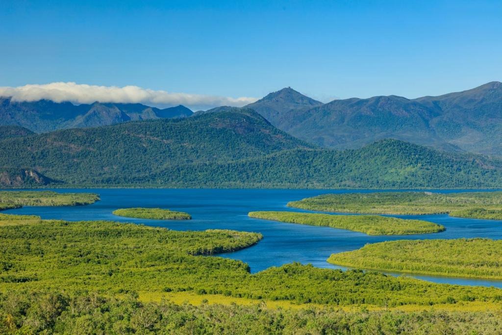 Vista Hinchinbrook — Hotel in Cardwell