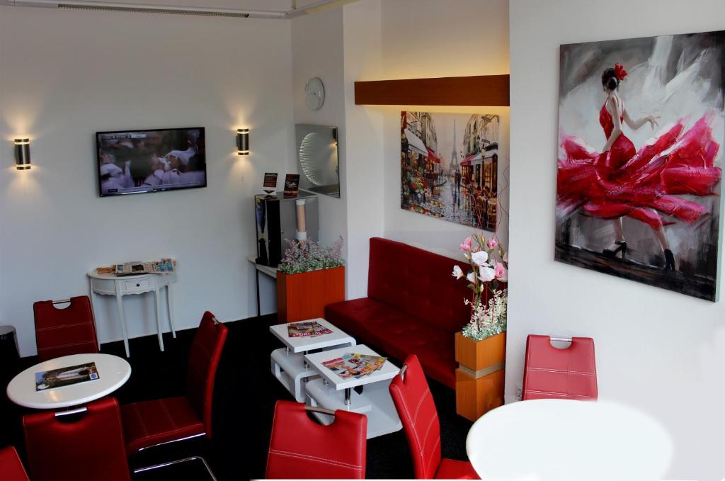 Hotel Veronika photo