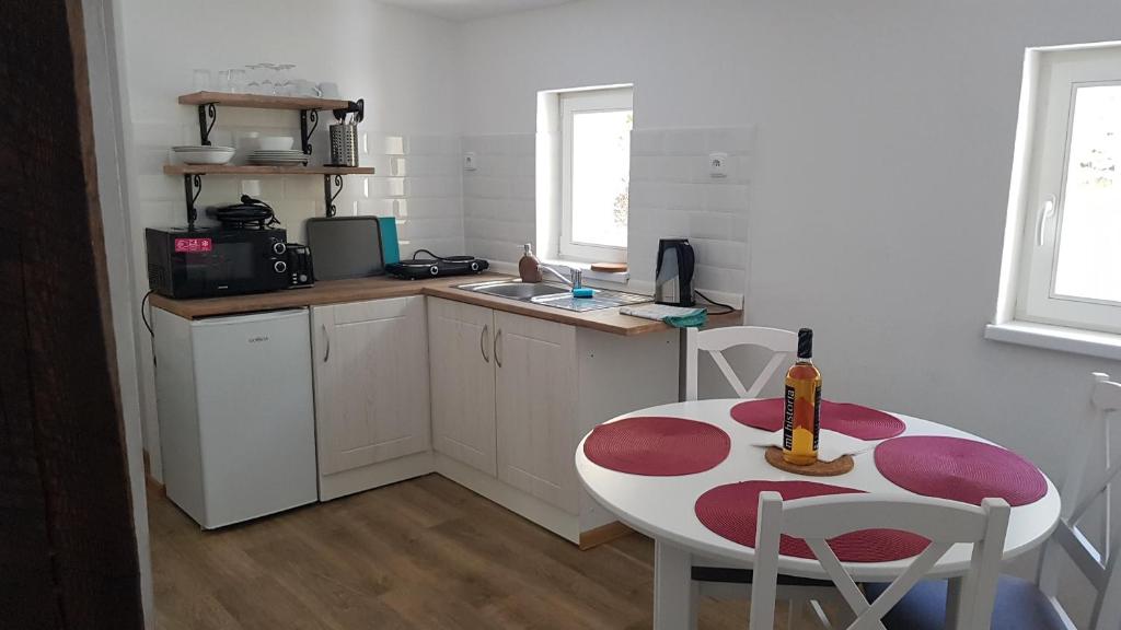 Ubytovani v soukromi - Apartman MERAN photo