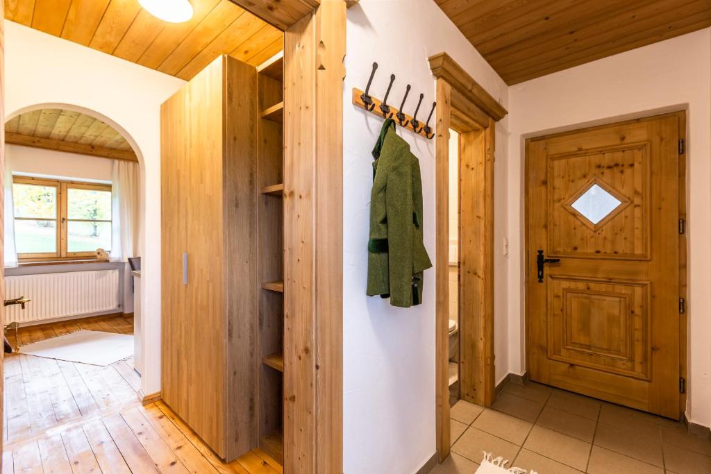 Ferienwohnung Neuhaus - 4