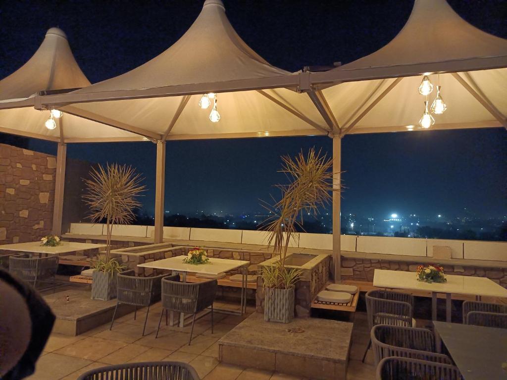 Hotel BMD The Grand Bhilwara photo