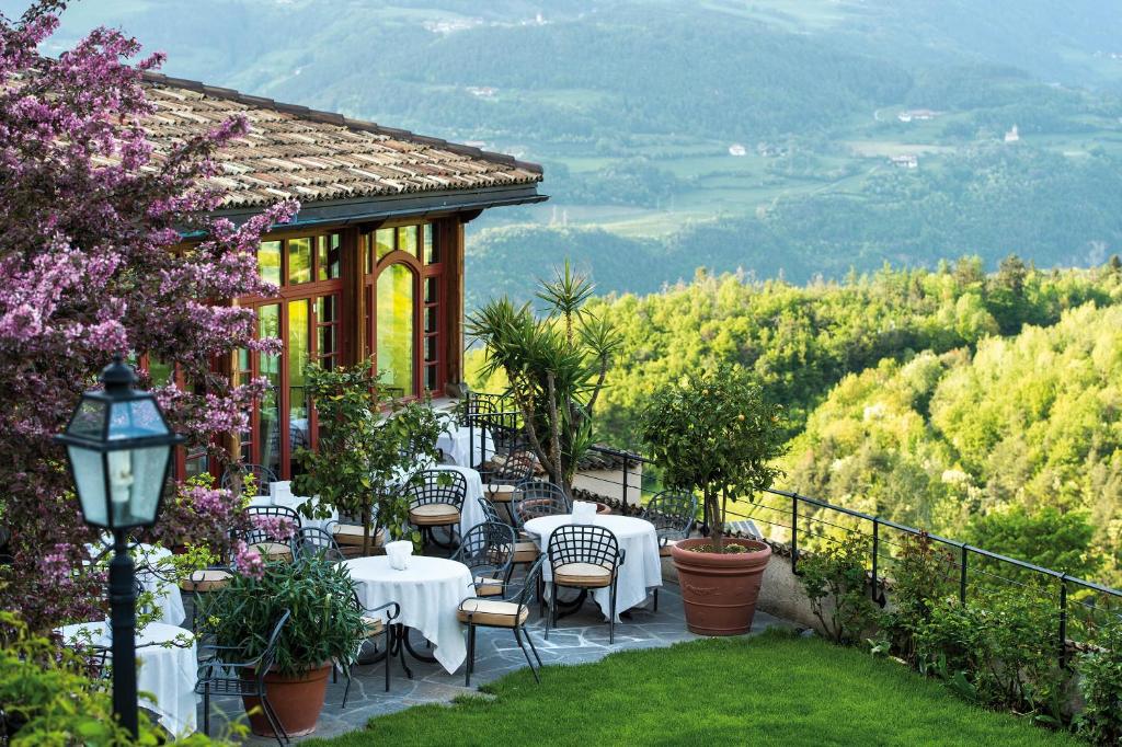 Romantik Hotel Turm photo