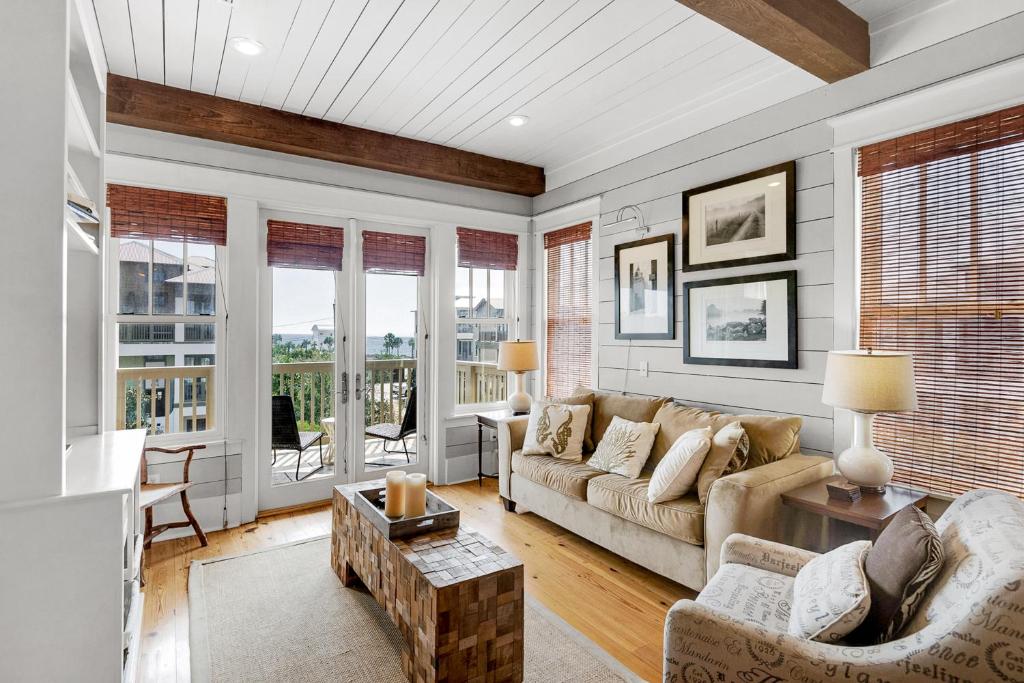 Atmosphere Palace, Inlet Beach