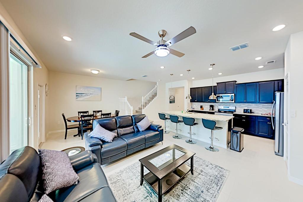 Windsor Island Resort 237, Davenport