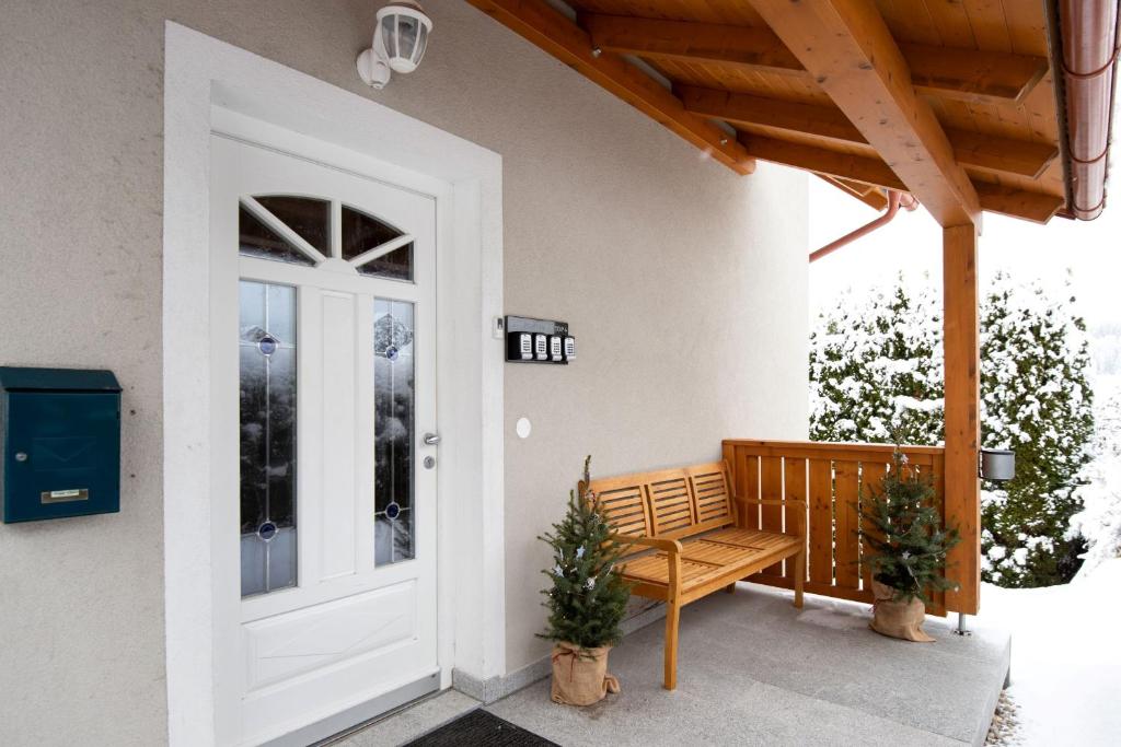 Apartmenthaus HAUS Gipfelglück Apartment KUAFSTOA - 1