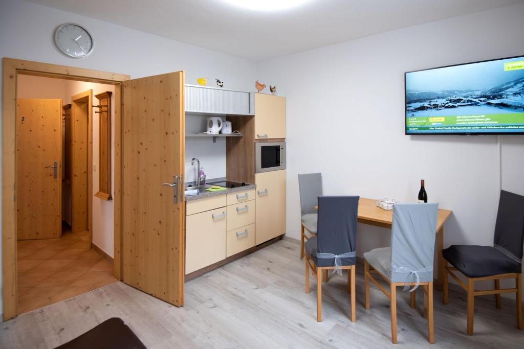 Apartmenthaus HAUS Gipfelglück Apartment KUAFSTOA - 4