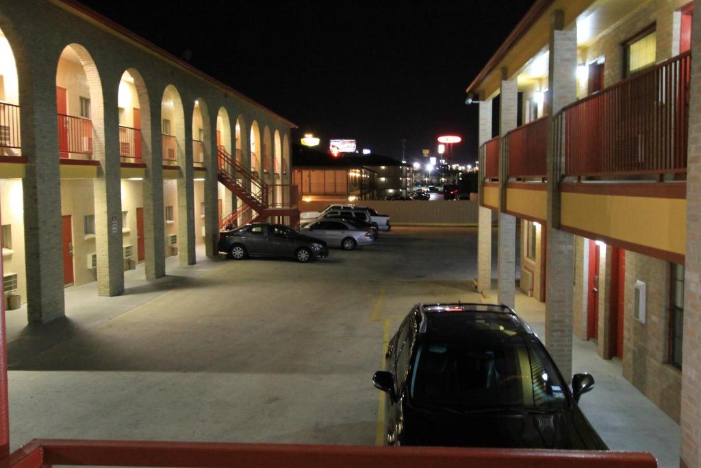 Americas Best Value Inn San Antonio/lackland Afb Photo 0