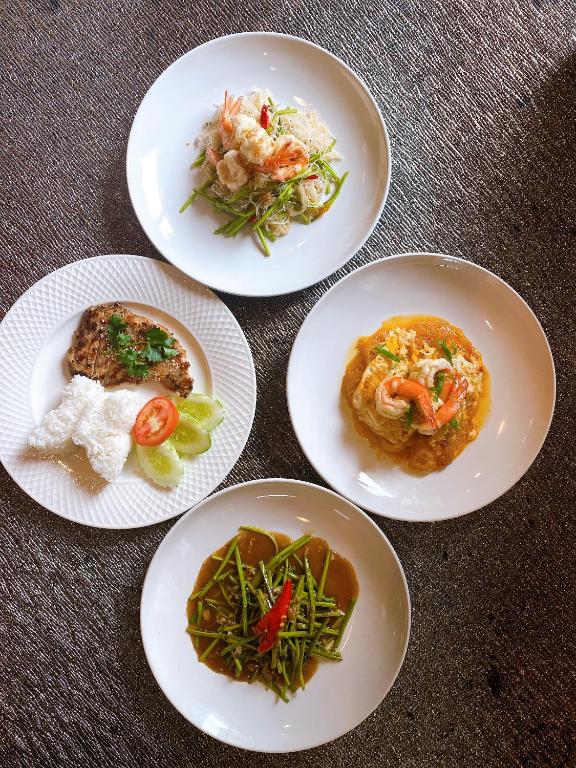 طعام و مشروبات