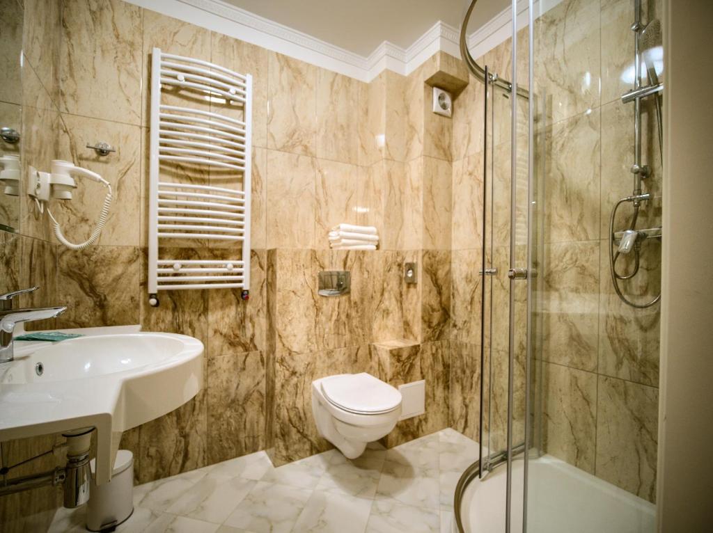 ApartHotel Hubertus photo