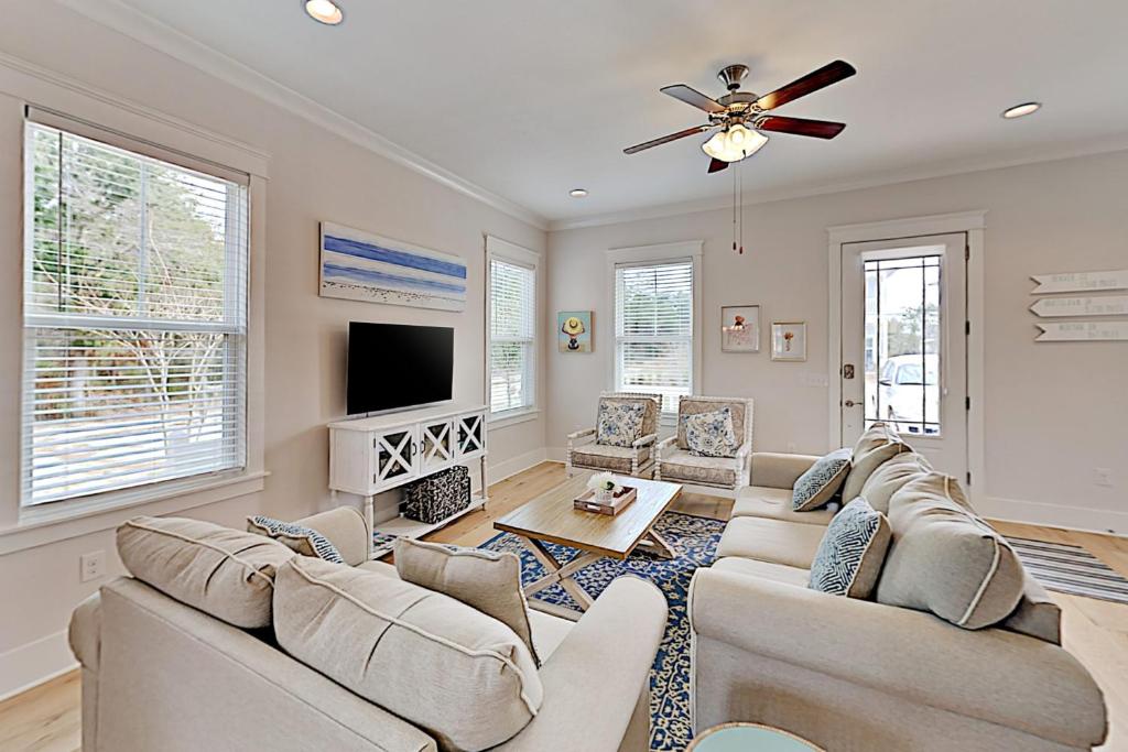 Grande Pointe Lagoon, Inlet Beach