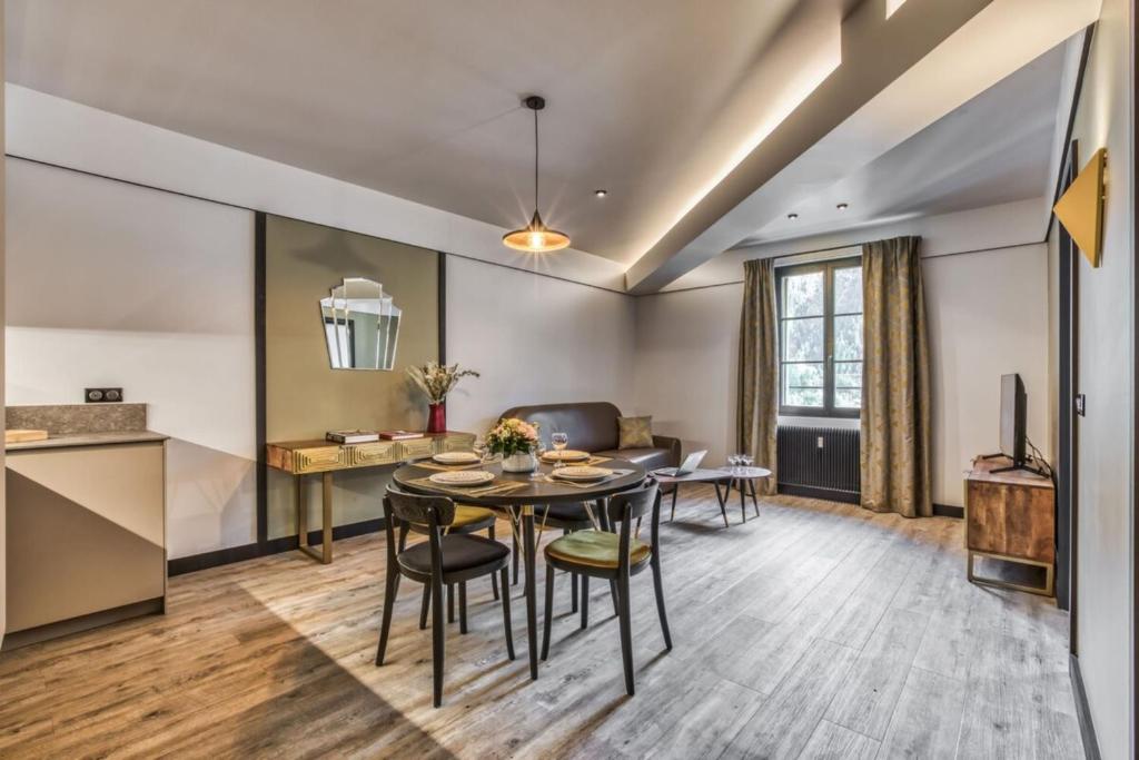 Majestic Broadway - 4 star apartment with spectacular views - 3