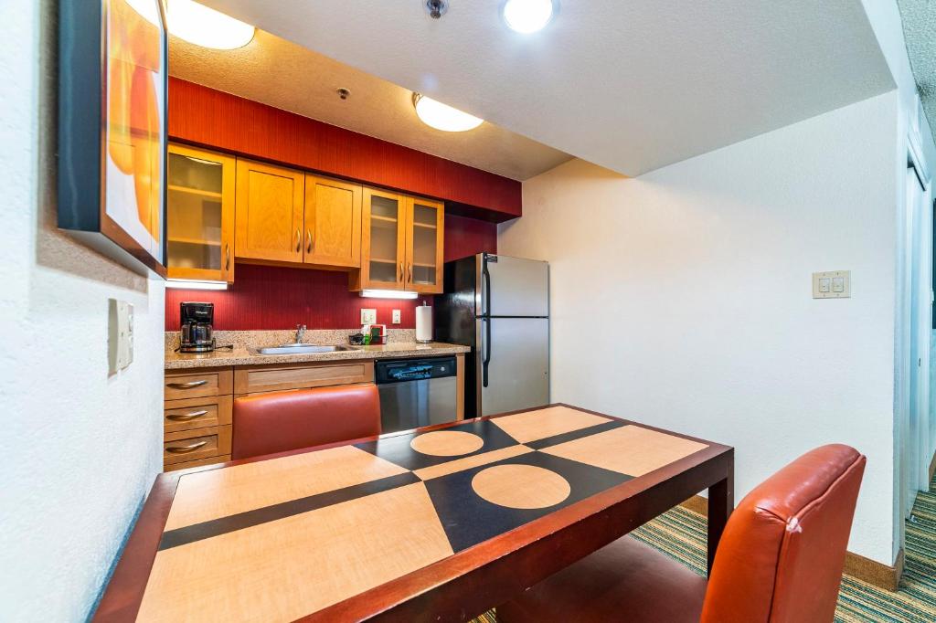 Metro PHX STUDIO full kitchen long term discounts photo