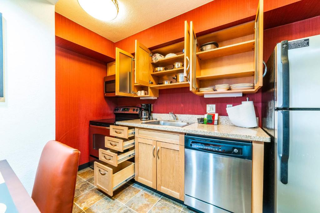 Metro PHX STUDIO full kitchen long term discounts photo