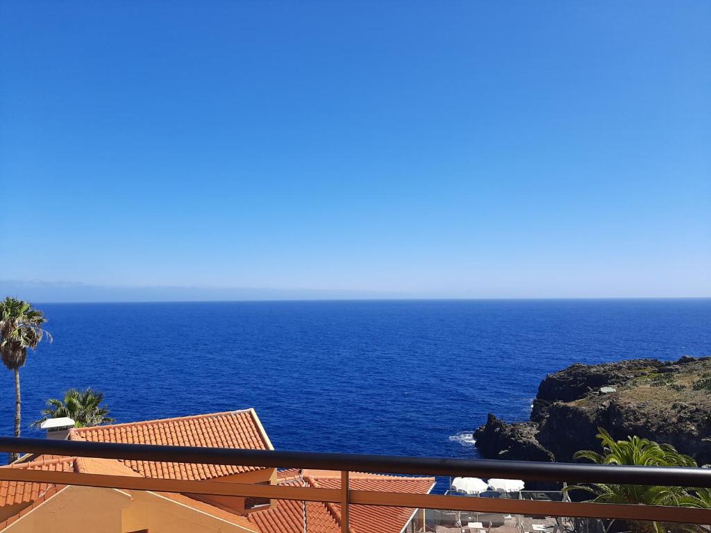Hotel Cais da Oliveira — Hotel building in Caniço, Madeira