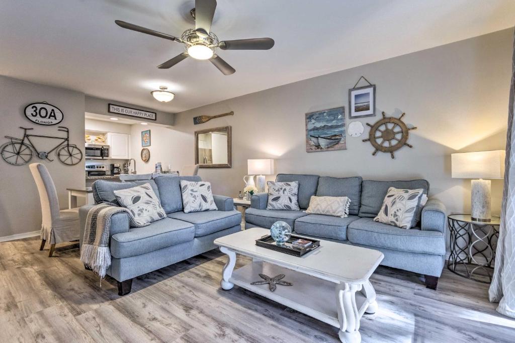 Renovated Gem with Pool Access quarter Mi to Beach, Santa Rosa Beach