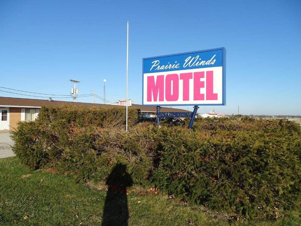 PRAIRIE WINDs MOTEL CARTHAGE