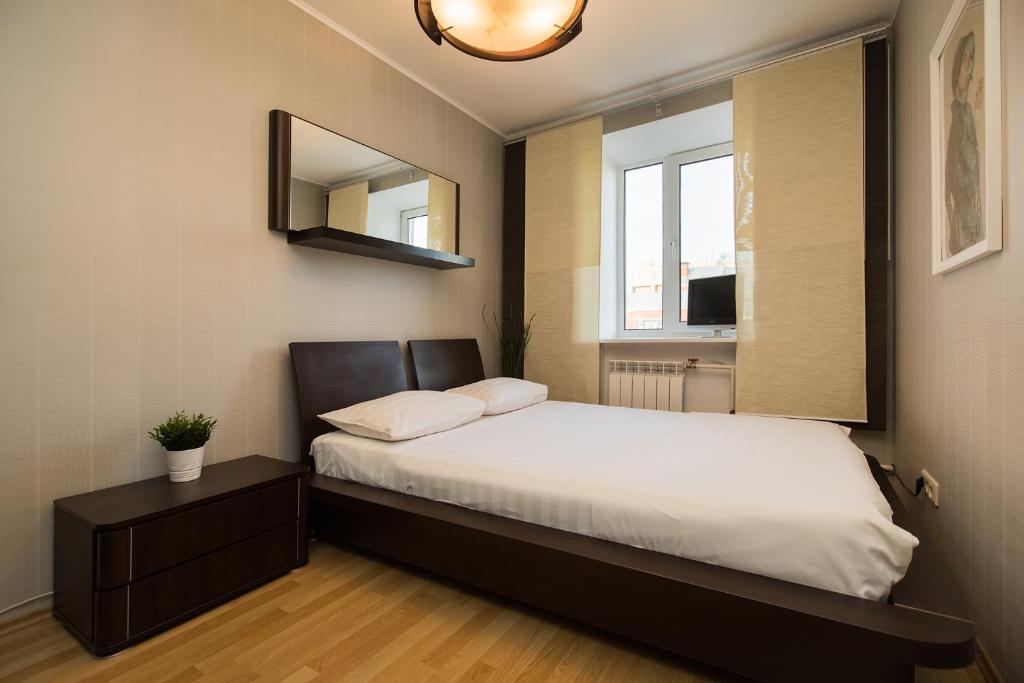 Apartment on metro Strelka