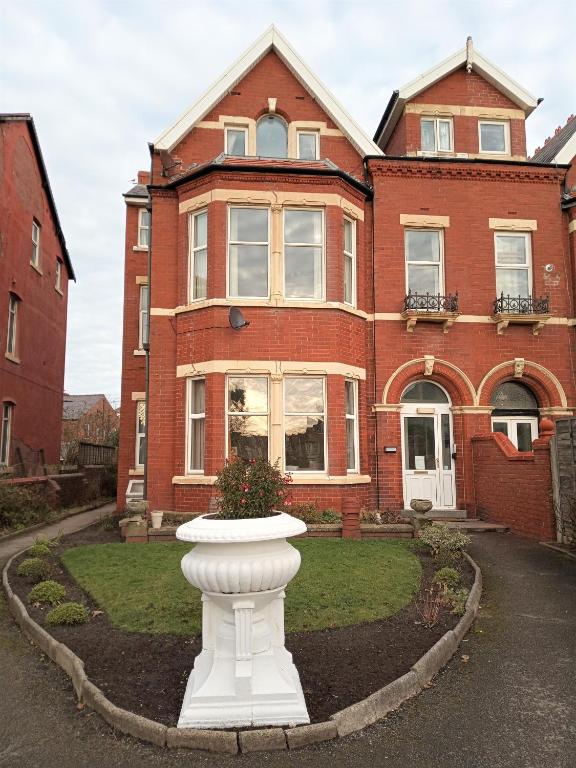 St Annes Lodge Apartments Lytham St Annes 전경