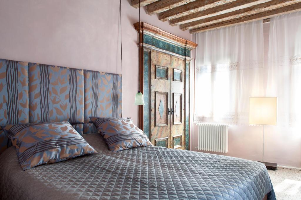 Scala Mata, Benátky