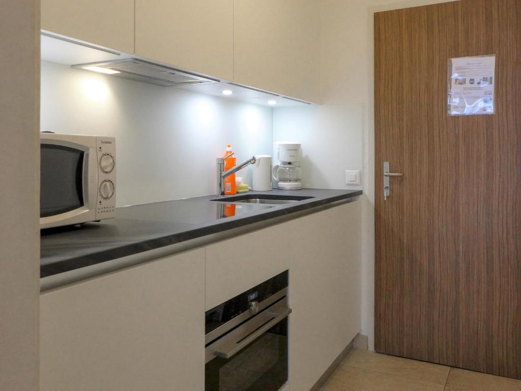 Apartment Beaulieu-2 by Interhome - 5