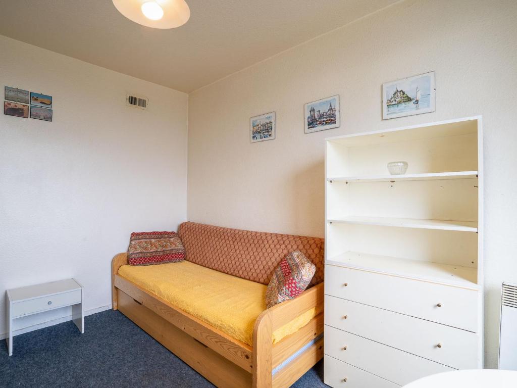 Studio Vostok Zodiaque-34 by Interhome - 2