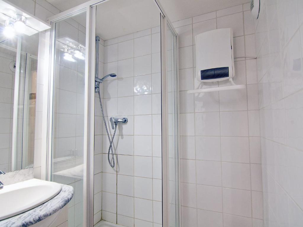 Apartment Villaret 317 by Interhome - 4