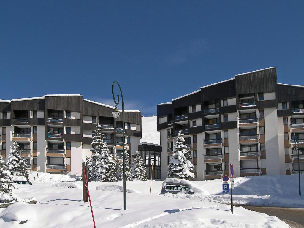 Apartment Mélèzes 66 by Interhome - 2