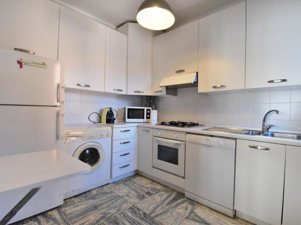 Apartment Casanas-1 by Interhome - 4