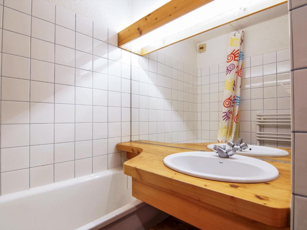 Studio Les Jardins du Mont-Blanc-4 by Interhome - 4