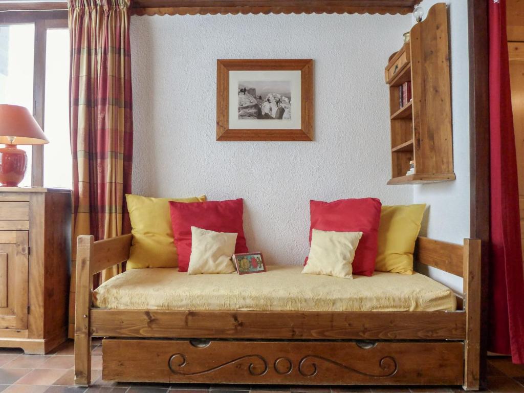 Studio Lognan-1 by Interhome - 3