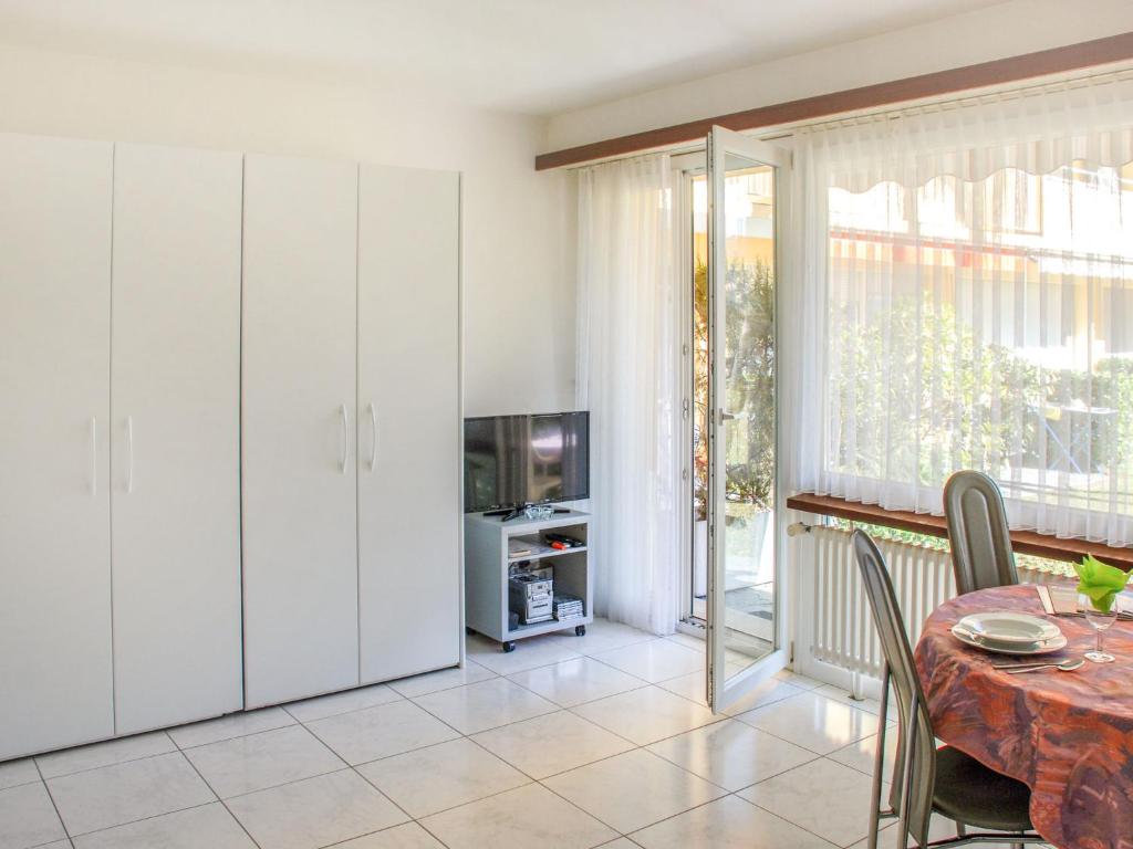 Apartment Residenza Lido Appartment 008 by Interhome - 3