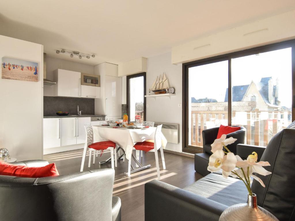 Apartment Baccara by Interhome, Deauville