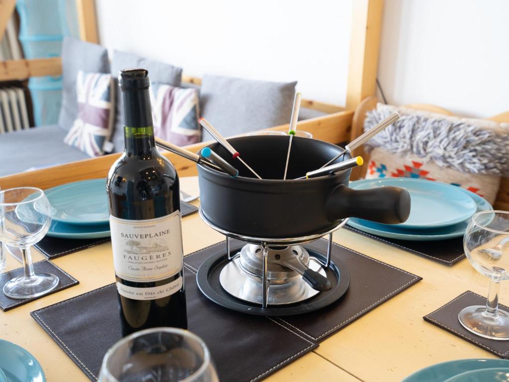 Studio Le Slalom - Val Claret-5 by Interhome - 5