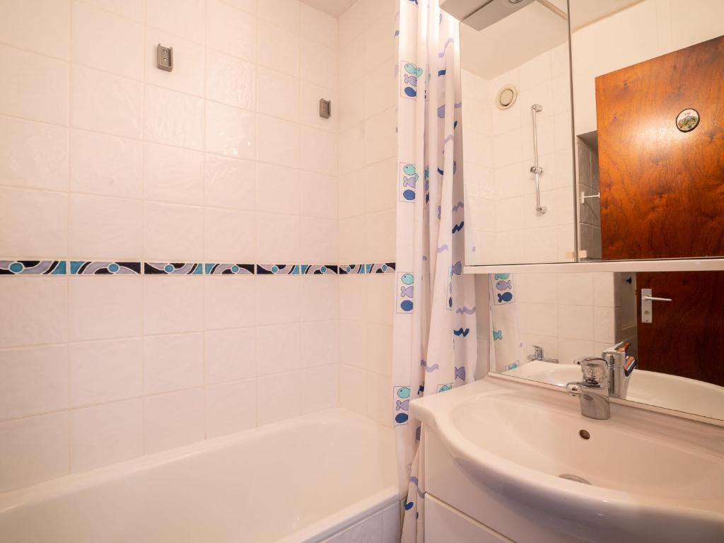 Studio Brelin Les Combes 807 by Interhome - 3