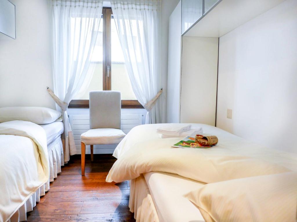 Apartment Chesa Sonnalpine B 52 by Interhome - 4