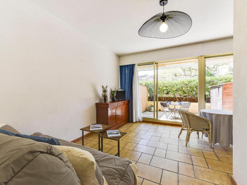 Studio Antares-2 by Interhome - 2