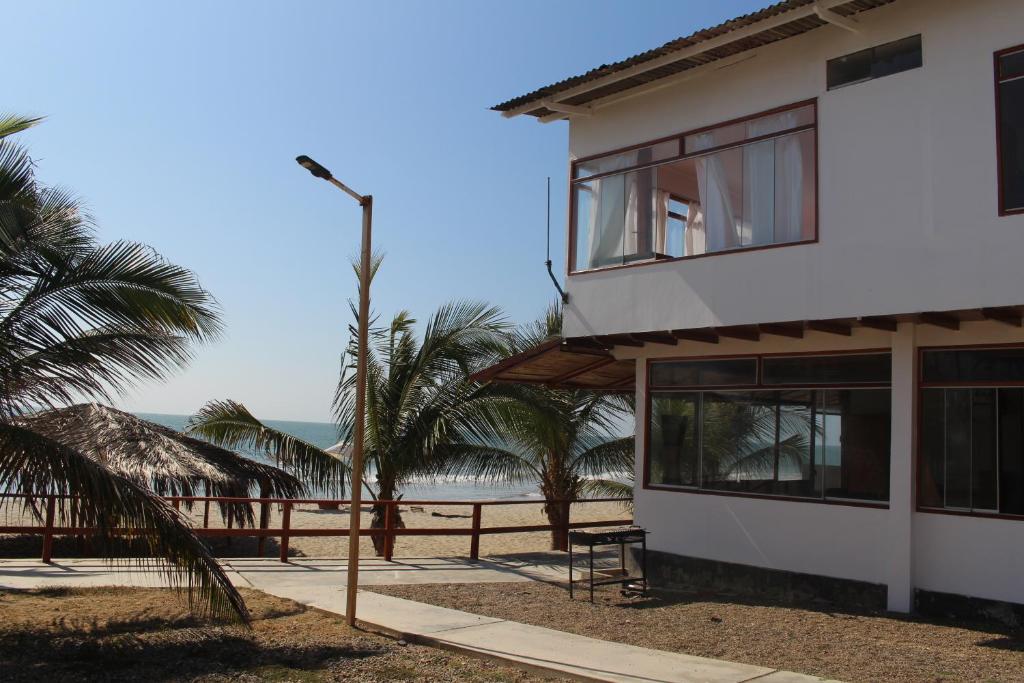 Casa de Playa Alarcon - Huacura - 1