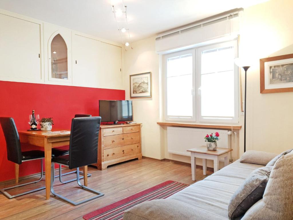 Apartment Isabelle by Interhome