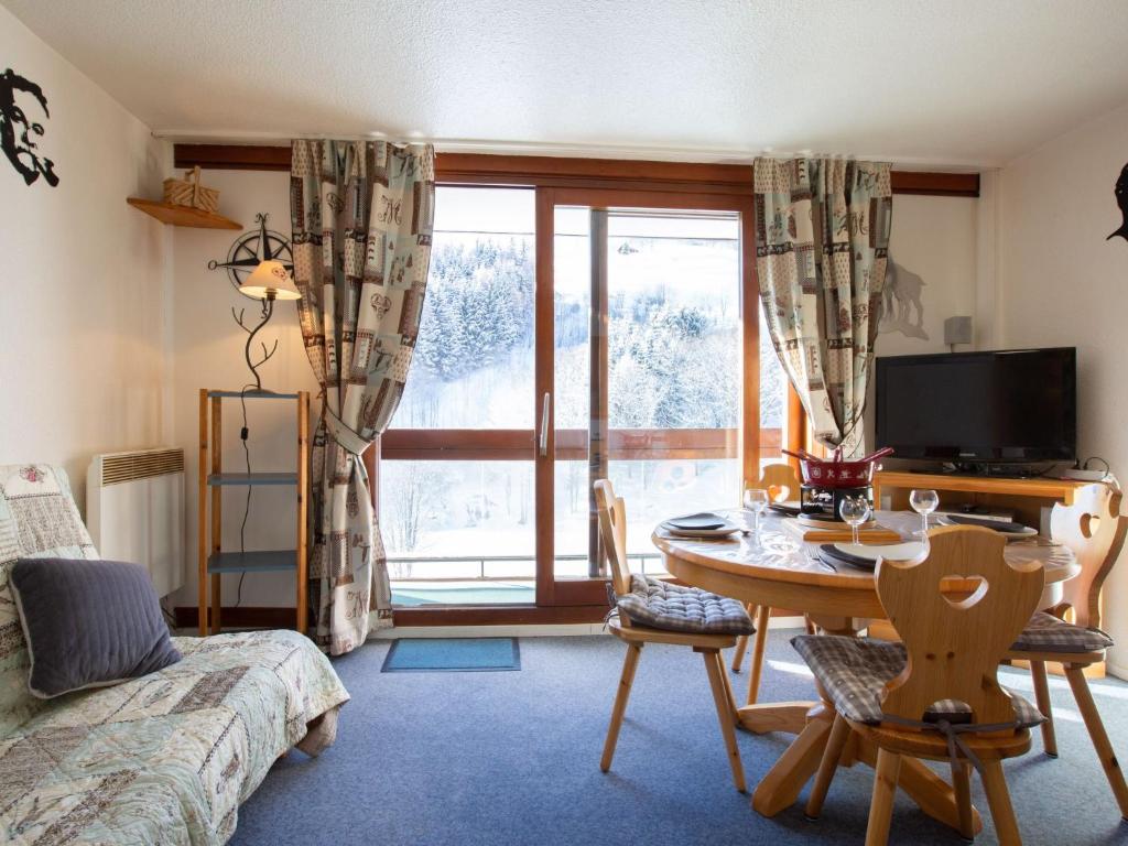 Apartment Vostok Zodiaque-86 by Interhome - 1