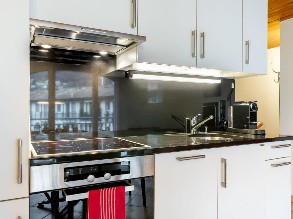 Apartment Tasman S16-2 by Interhome - 4