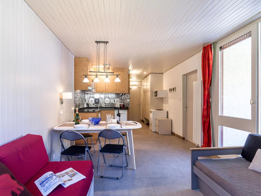 Apartment Le Grand Pré - Lavachet-6 by Interhome - 2