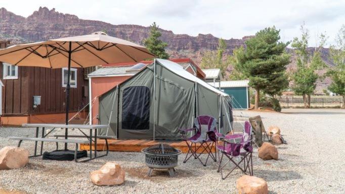 FunStays Glamping Setup Tent in RV Park #4 OK-T4 photo
