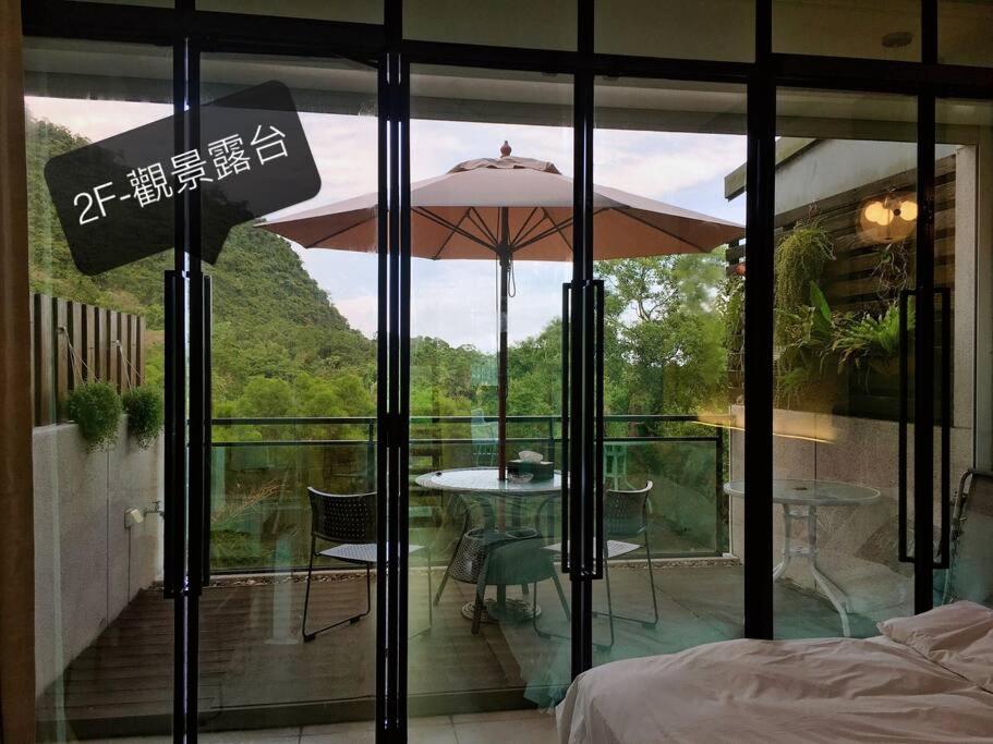 礁溪好好沐包棟溫泉Villa 龜山島景觀 客餐廳可開伙 KTV Netflix 禁菸 戶外平面停車